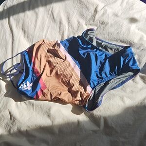 Betty designs one piece swimsuit 38